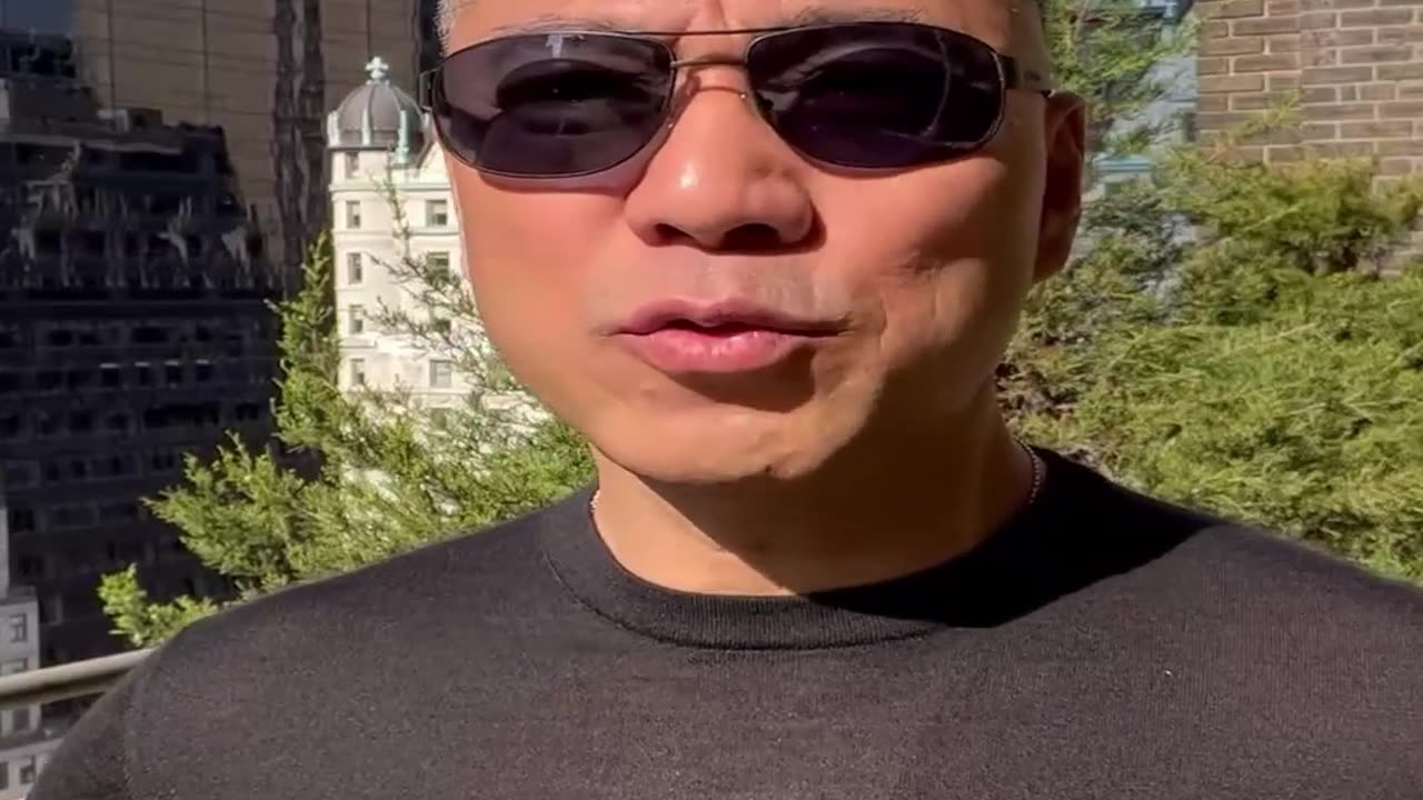20220917文贵先生GETTR¹： #邪恶中共：共产党背后控制南美、东欧和中亚在联合国那些没用的事上会有很多反美措施。共产党在香港的金融备战，把香港随时变成一个战区的城市，金融绑架