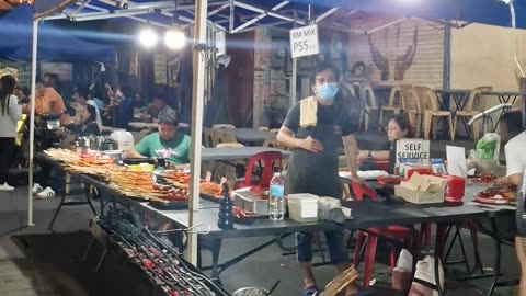 Filipino Food Is Ruining My Life… and I’m Annoyed 🍽 🇵🇭 | Expat Life Confession #2