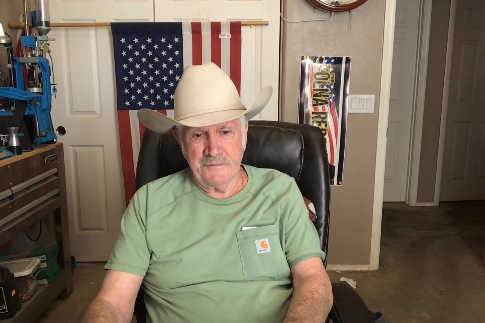 A Passenger Worst Nightmare, Pilot Becomes Incapacitated!