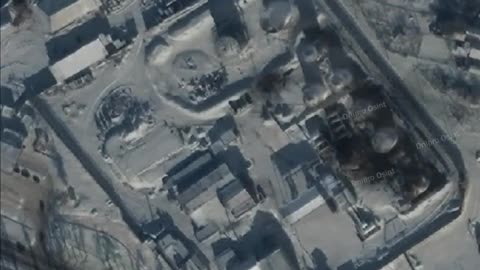 Photos of the attacked oil depot in Rovenky, Luhansk region, most of the tanks destroyed