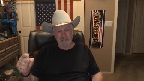 The Amazing TPAUSA Mikey McCoy Is A Switch Hitter, He Goes Both Ways!