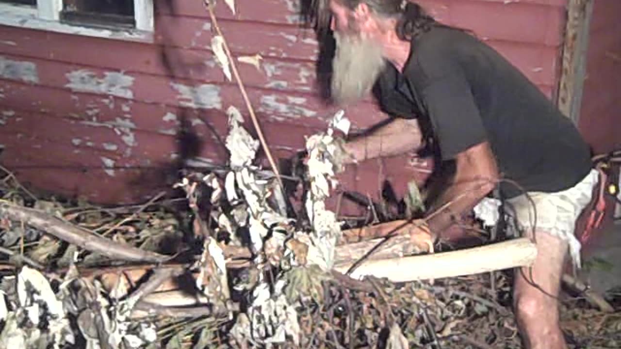CHARLES MANSON VISITS THE SHEA SHOW