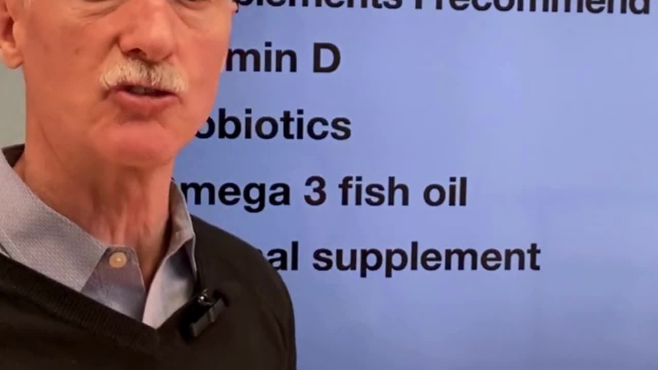 4 Supplements Everyone Should Take