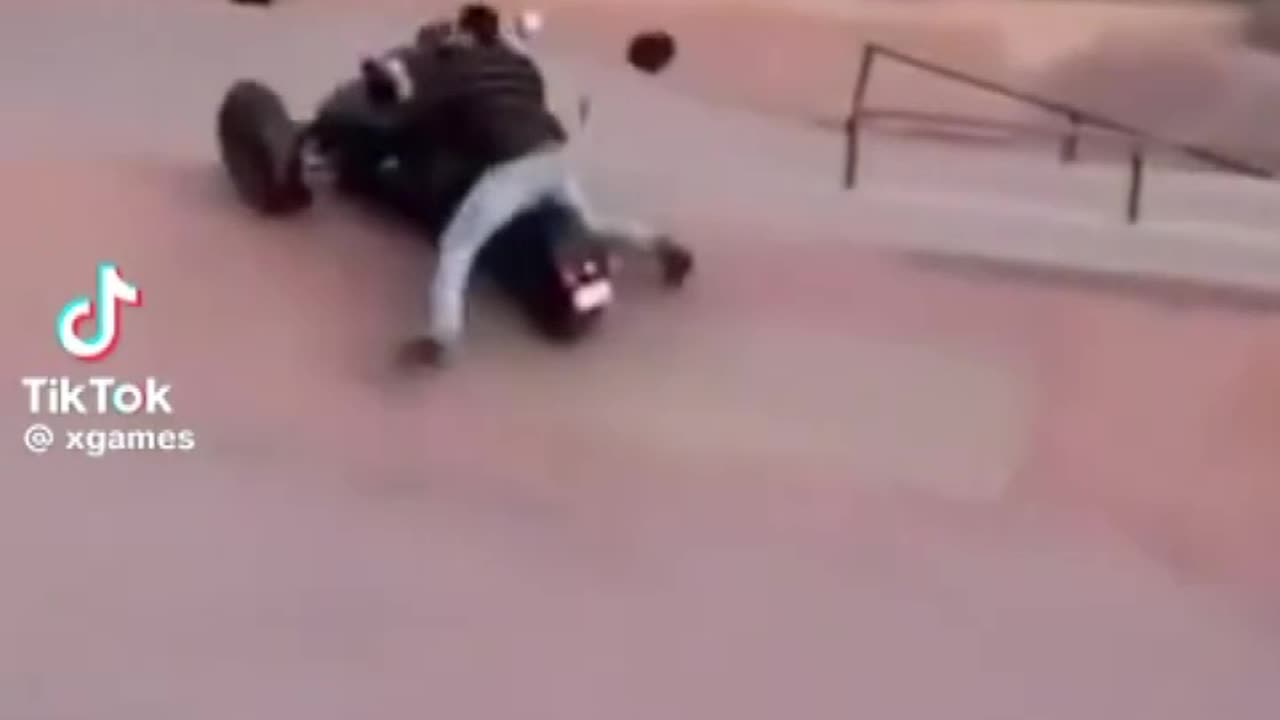 skateboard park fail