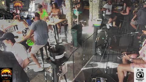 LIVE Music Everyday!