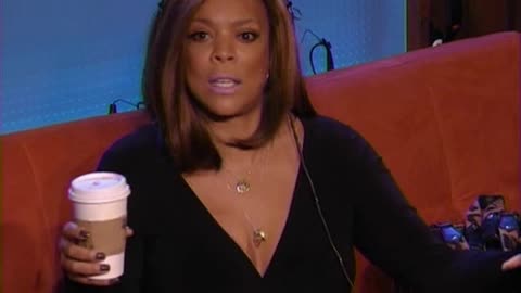 Wendy Williams' Wigs - 11-30-10