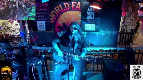 LIVE Music Everyday!