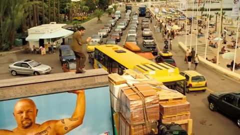 "Mr Bean Comedy Shenanigans: The Hilarious Holiday Scene That Had Everyone in Stitches!"