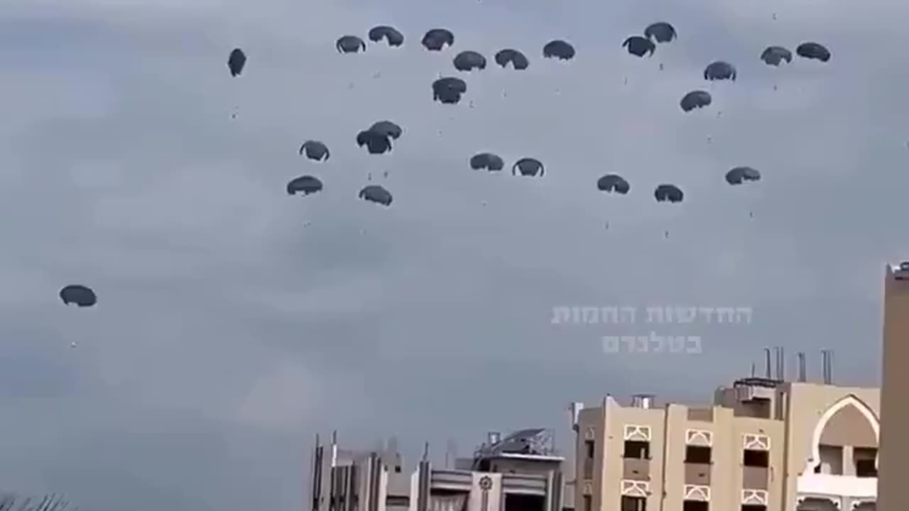 Aid drop of humanitarian aid at this hour in the northern Gaza Strip.