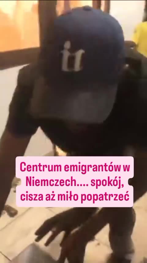 Centrum emigrantów w Niemczech ..
