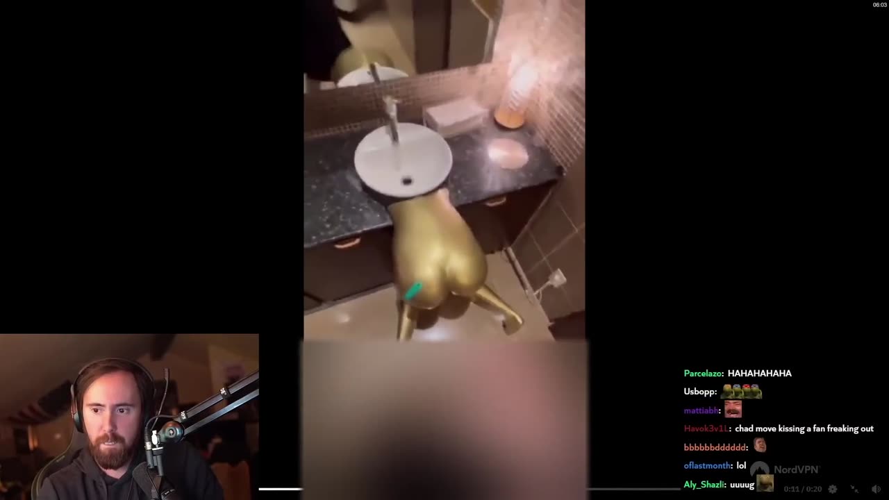 Bathrooms in Japan Are Wild (mirror)