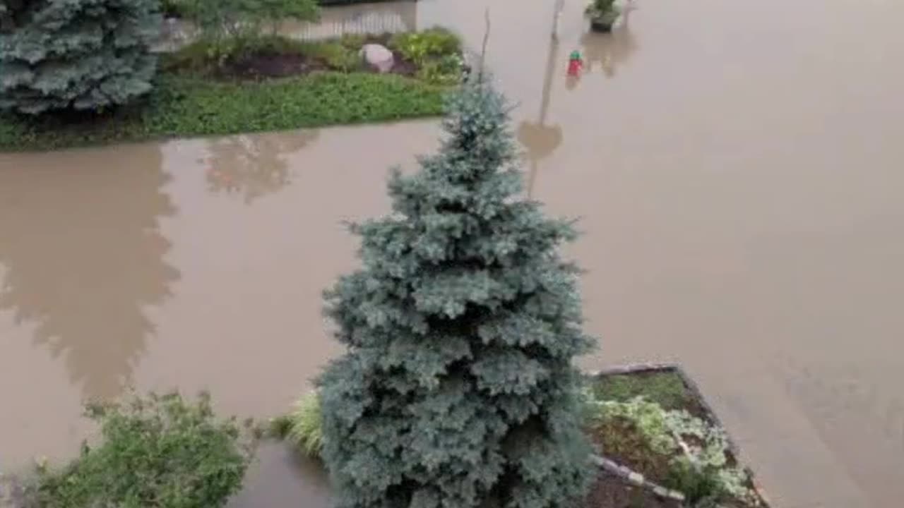 National Weather Service forecasting Fox River in Waukesha, Wisconsin to rise to 10.8 FT