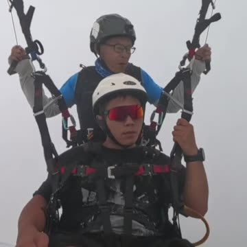 “🏔️🌊 Fly With Me Over Mountains, Water & Stunning Scenery ✈️✨”