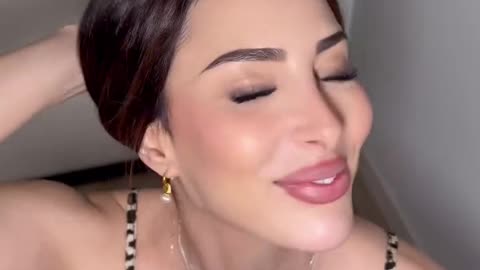 Sexy hot girl think