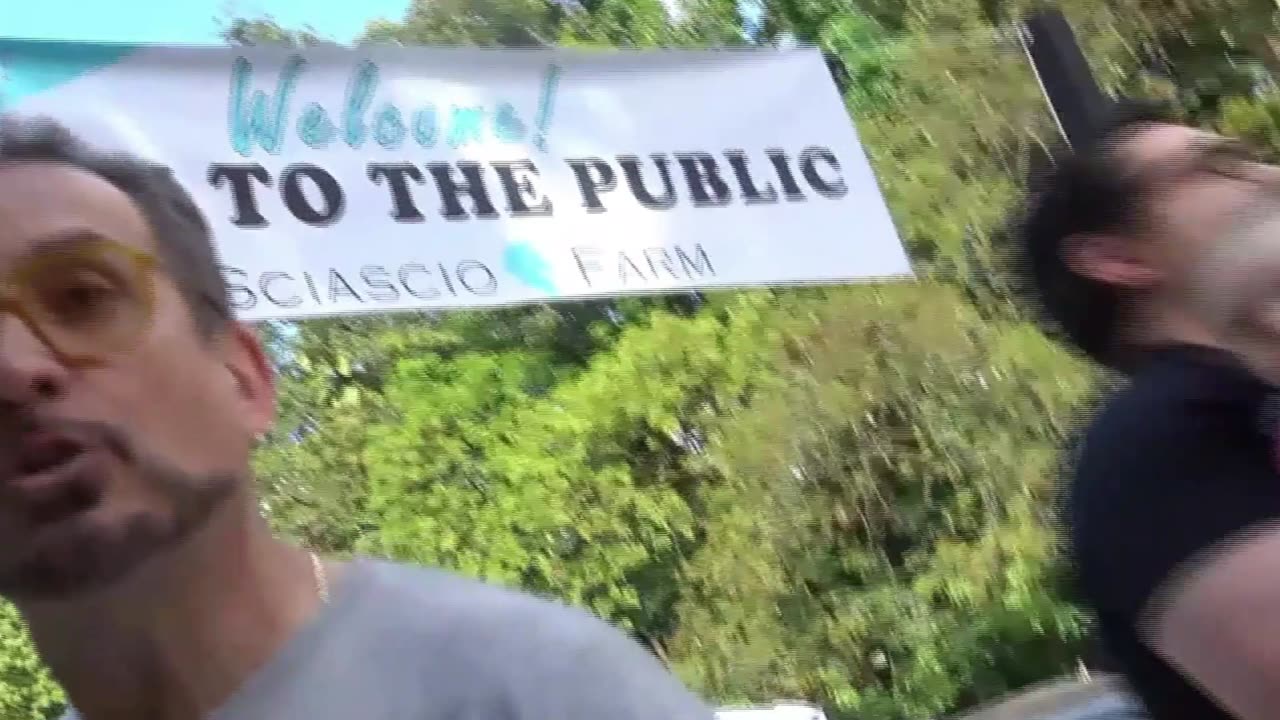 The Biggest Karen in the World! Cringe on the Farm.