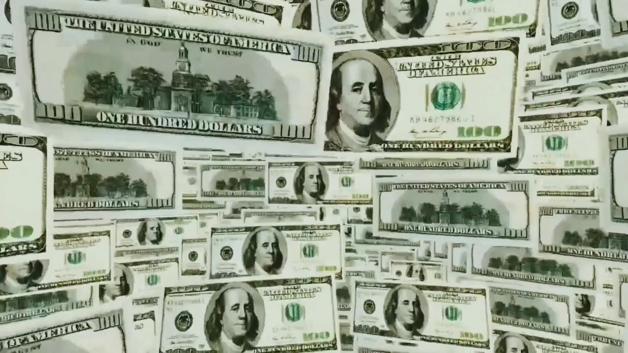 MONEY IS SOOOO OBSESSED WITH ME ! I Can't Help Just Attract 💸💸