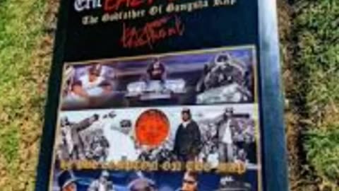 FAMOUS GRAVES - VOL. 110: EASY E