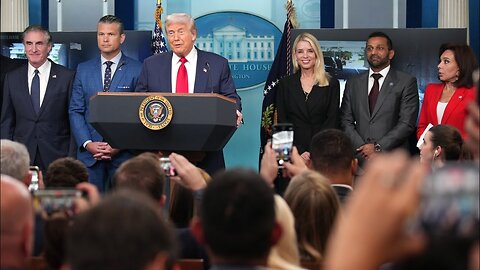 TRUMP FEDERALIZES D.C. POLICE - MARTIAL LAW IN AMERICA WILL BE NEXT