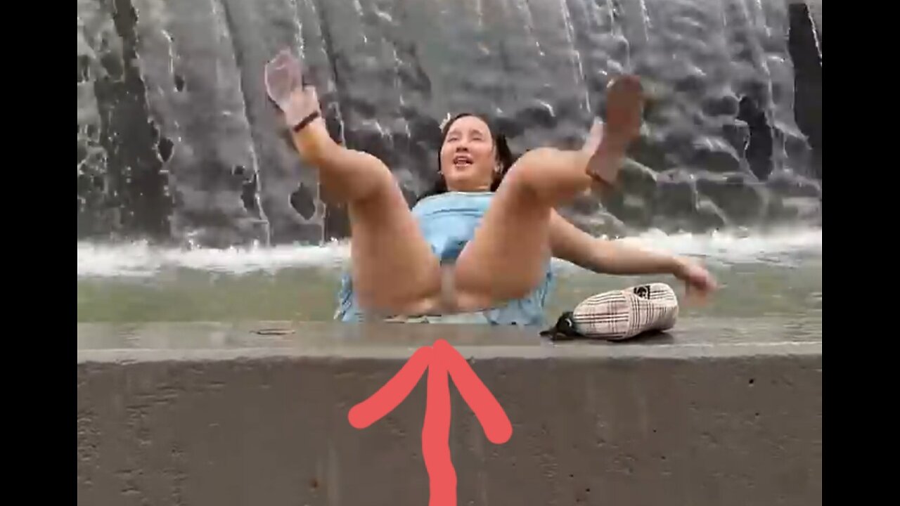 La fuentes ⛲️ feliz 😍😍 _youtube _funny _youtubeshorts _comedy _humor(720P_HD)