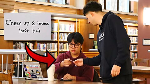 Offensive Notes To Strangers Prank!