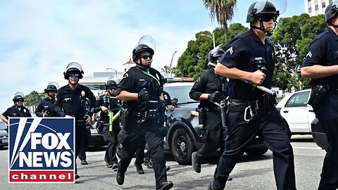 HAPPENING NOW_ Anti-Trump rioters clash with police in Los Angeles