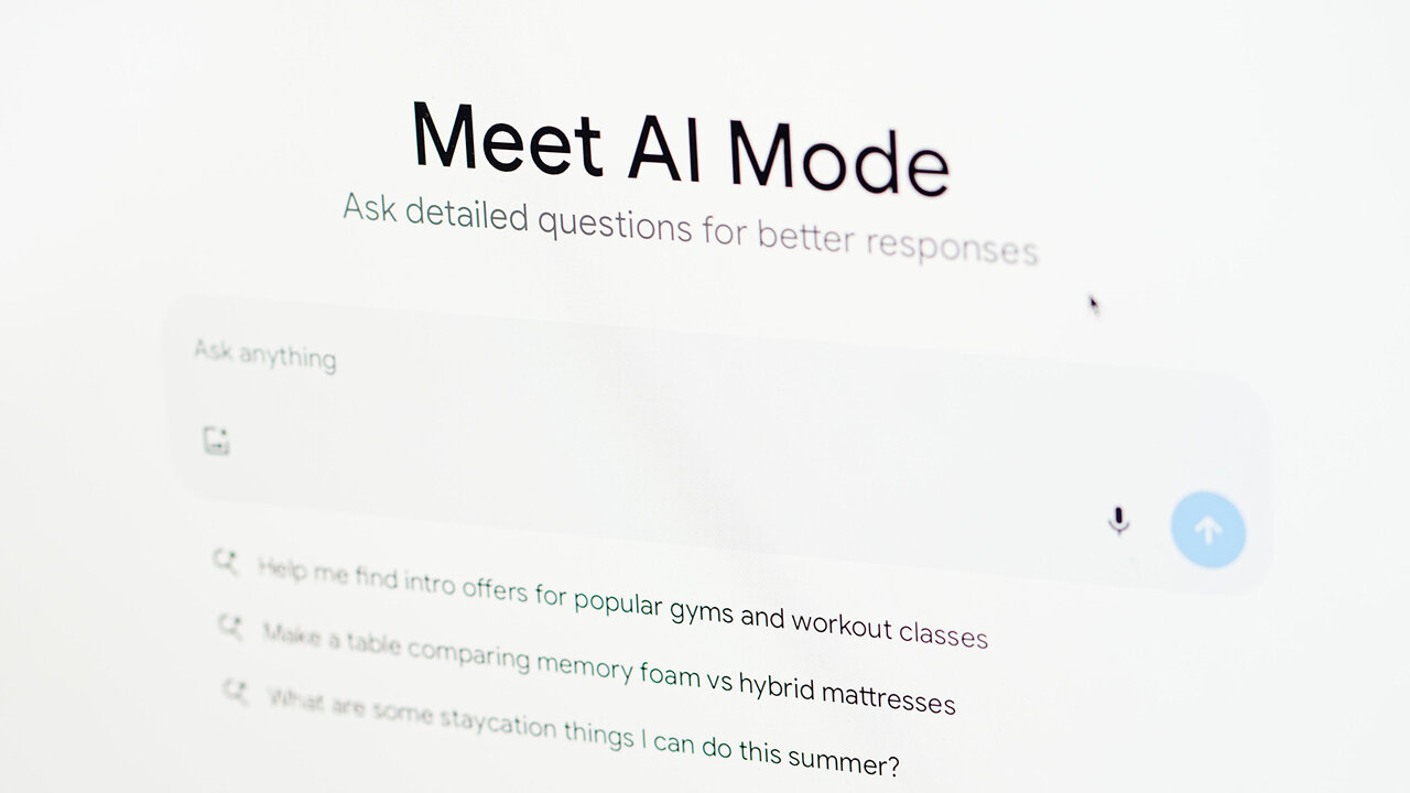 Gutfeld! (Full episode) - Friday, August 8