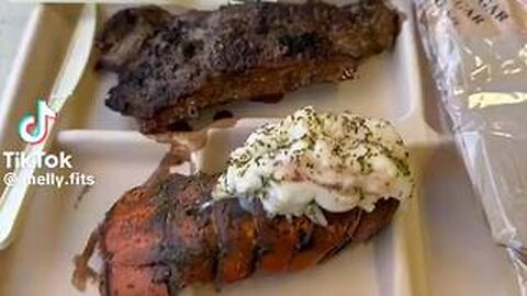 WE GOING TO #WAR - American soldiers are being given lobster and steak for dinner - what...