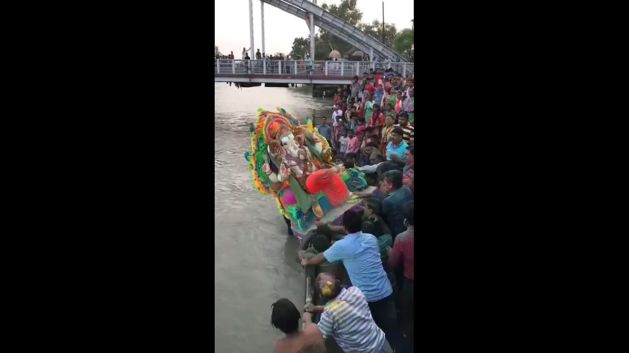 Ganpati Bappa Morya 🕉️#follow