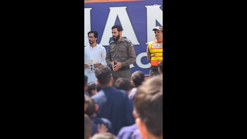 RESCUE TEAM GIVES INSTRUCTIONS TO THE STUDENTS