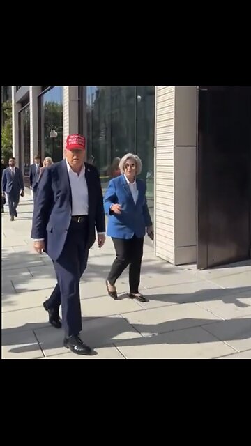 TRUMP❤️🇺🇸🥇🪽🕺🎊VISIT THE PEOPLE’S HOUSE GIFT SHOP🤍🇺🇸🏅🪽🎁🛒IN WASHINGTON D.C💙🇺🇸🏅🪽🛍️🏩⭐️