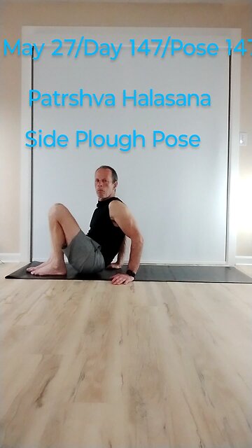 Patrshva Halasana / Side Plough Pise