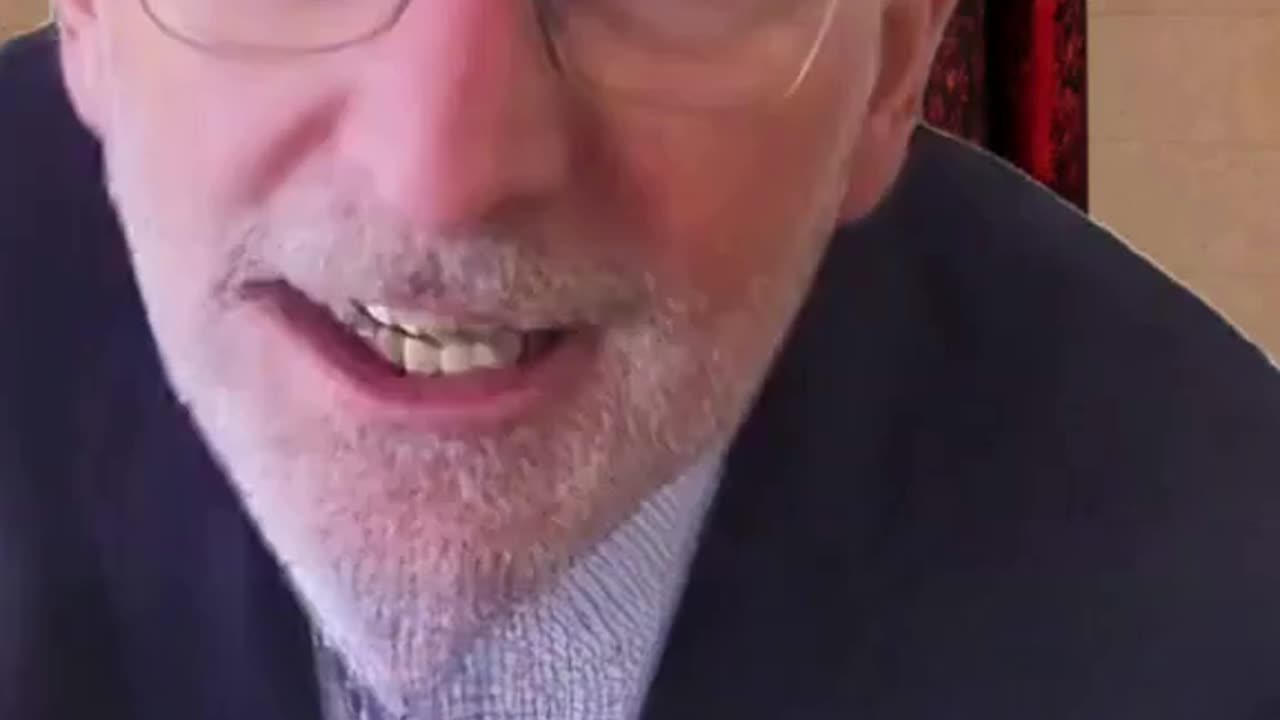 Frans Timmermans danst