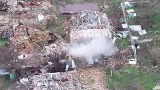 Drone Operators Attack Ukrainian Infantry in Belogorye