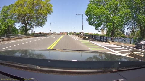 Nooner Drivetime in Boston Commonwealth & Harvard Bridge
