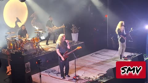 #ShittyMillennialVideos 📱📹🎬 Alcest 🎭 - Le Miroir 🪞 @ Roseland Theater Portland, OR 03/10/2025