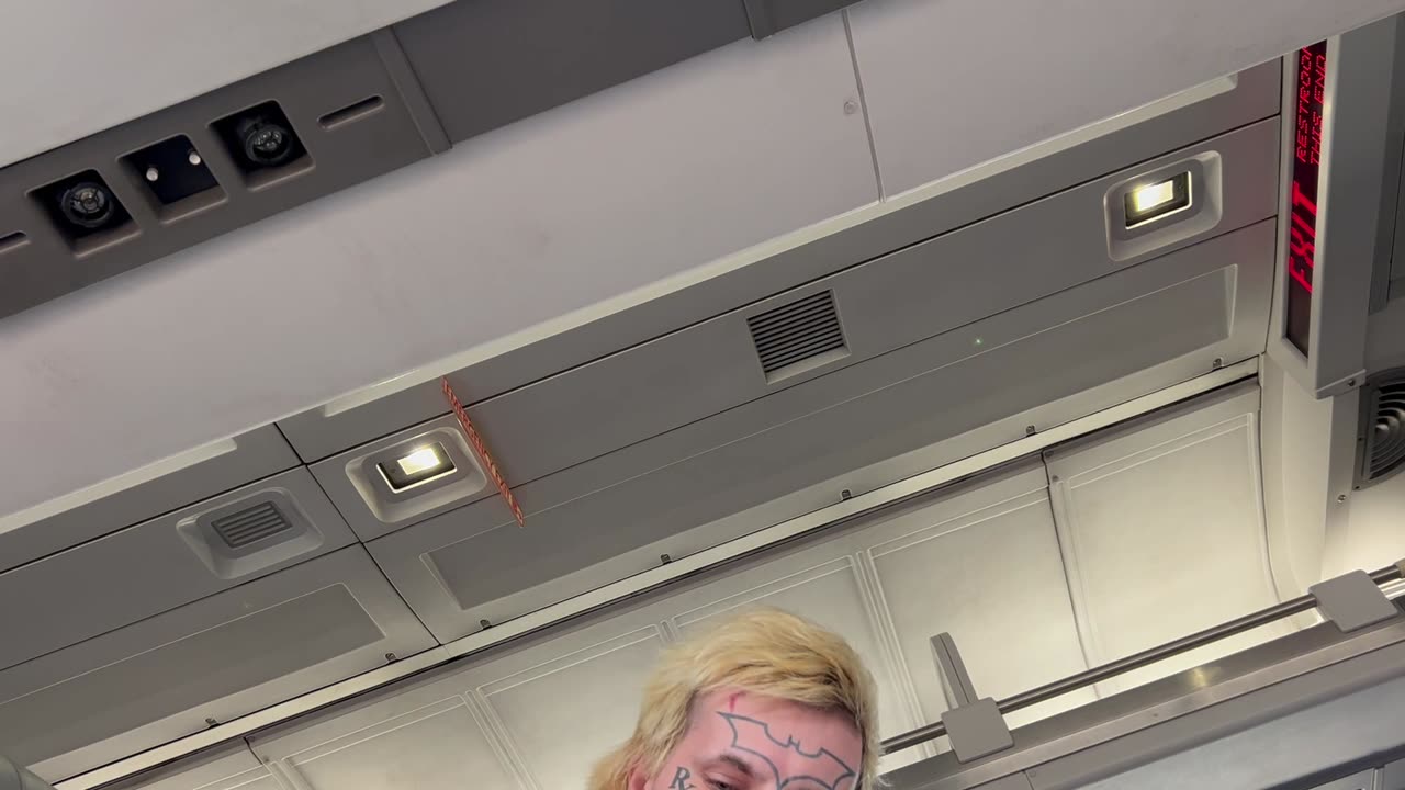 Ep. 217 "Amtrak Leaving Norfolk with $hockoebottomboy$" by Patrick Henry The Batman