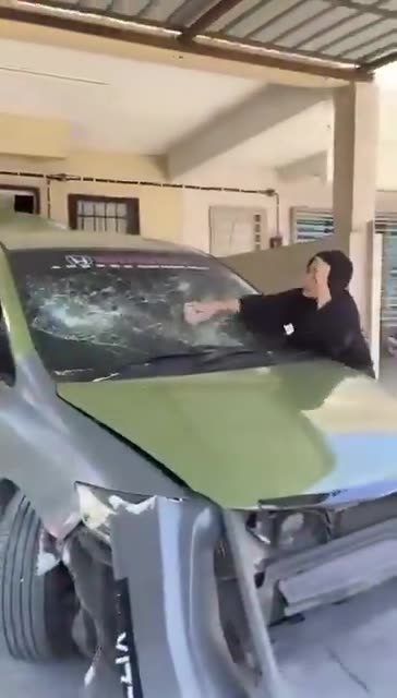 A Muslim family destroys their car because it’s being repossessed for non payment