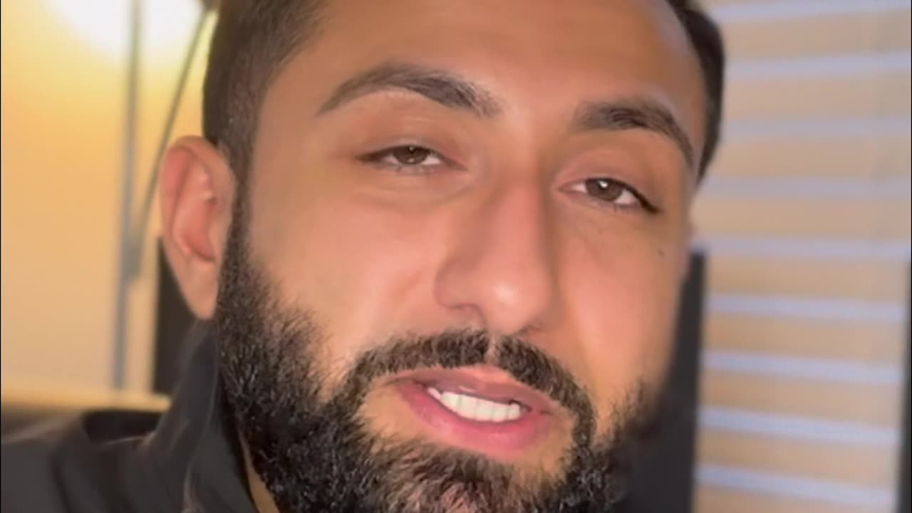 Credit Score Secrets_ Why It Matters & How to Fix It!