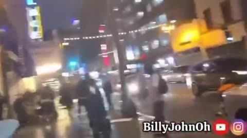 🚨🇺🇸 The Mass Looting begins in downtown Los Angeles