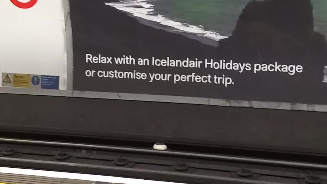 ICELAND ON THE METRO
