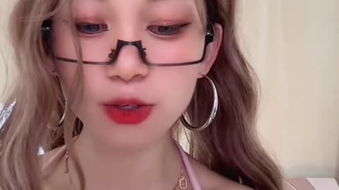 #CLIP3 GLAM GIVE US TEA SIPPERZ THE 411 ON WHATS BEEN GOING ON IN BIGO STREETZ