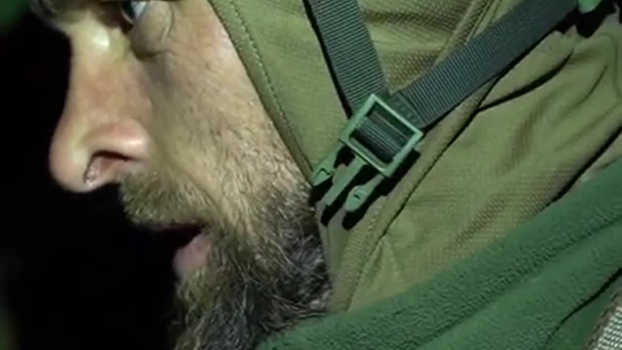 Ukrainians Return From Patrol with More Russian POWS