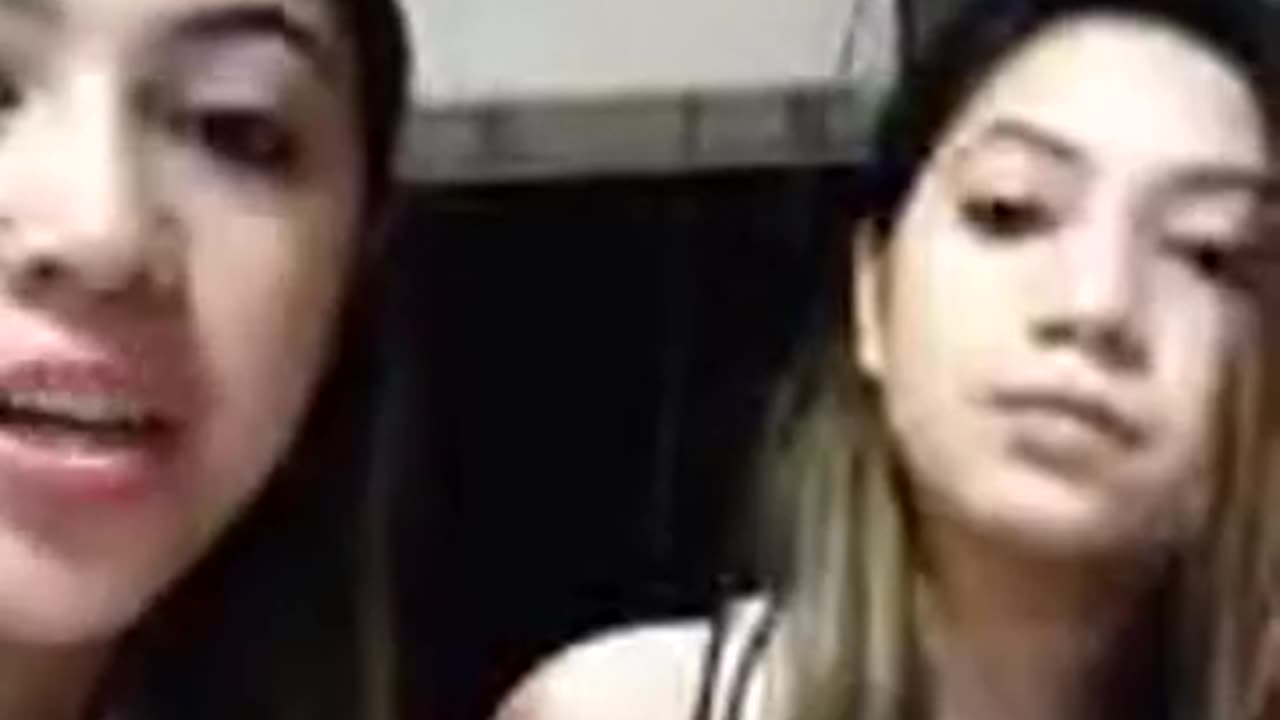 PRETTY IN PINK LIVE CHAT 🌹