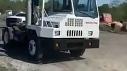 Used Yard Truck for Sale _ 2007 Ottawa YT30 Tow Tractor _ Leavitt Machinery [USED EQUIPMENT]