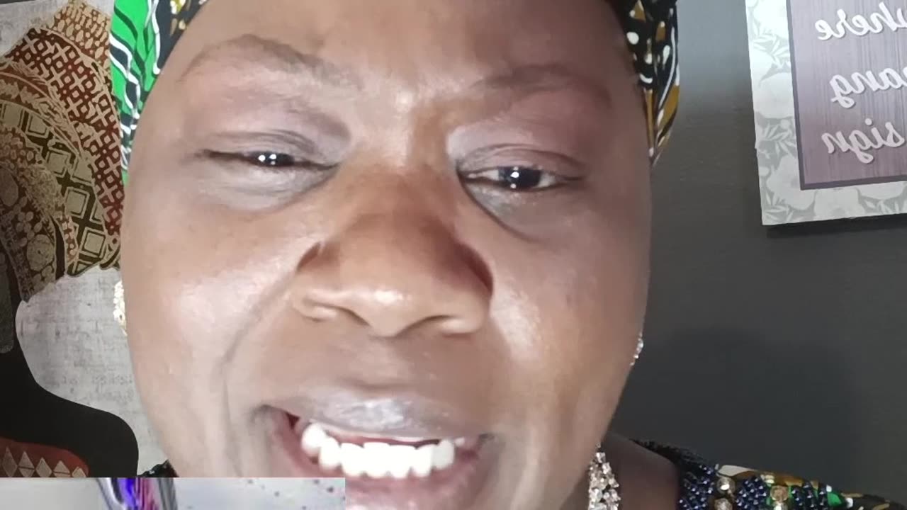 JONATHAN WRIGHT HAD A GRAND OPENING FOR THE HYENA KINGDOM IN HOUSTON, FREEBIES & HALF PRICE WIGS