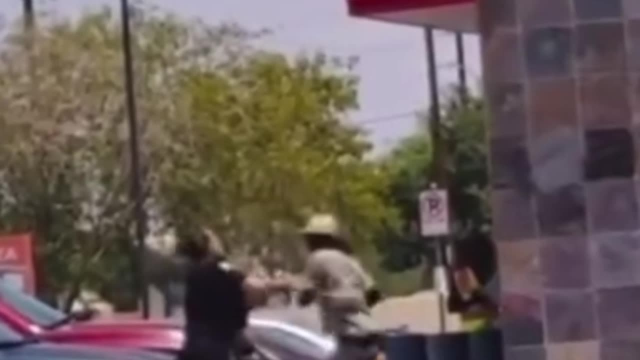 Phoenix Officer Assaulted by Repeat Offender