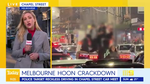 Police step in after car meet takes over Melbourne's Chapel Street