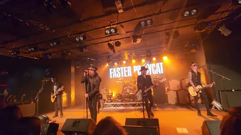 Faster pussycat ( live)