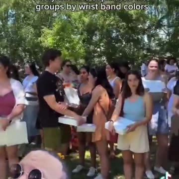 Cake in black and White