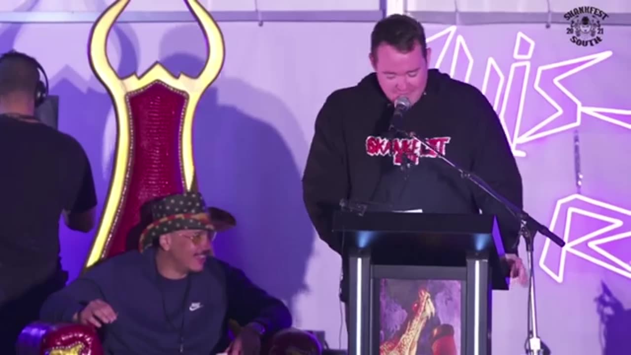 Shane Gillis - Destroys Tony Hinchcliffe With Facts